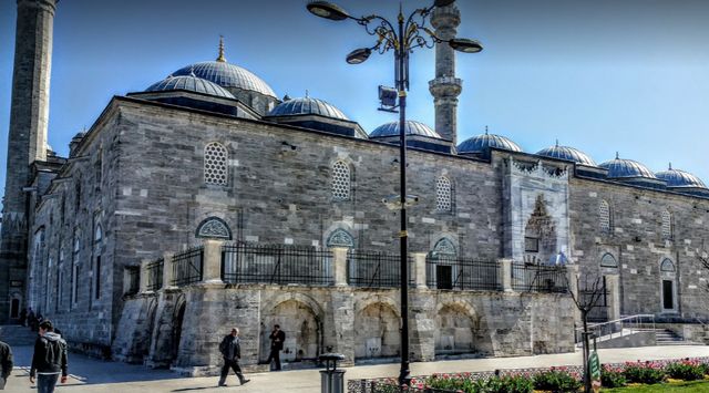 مسجد الفاتح اسطنبول