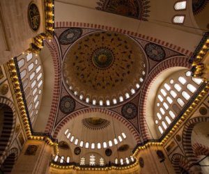 جامع السلطانة مهرماه اسطنبول