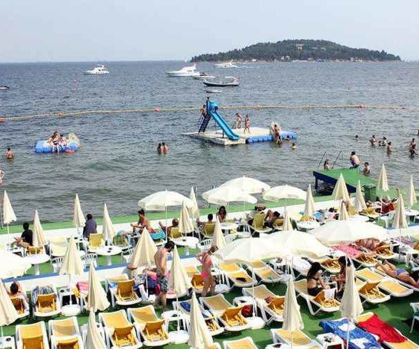 شاطئ ناكي بيه اسطنبول