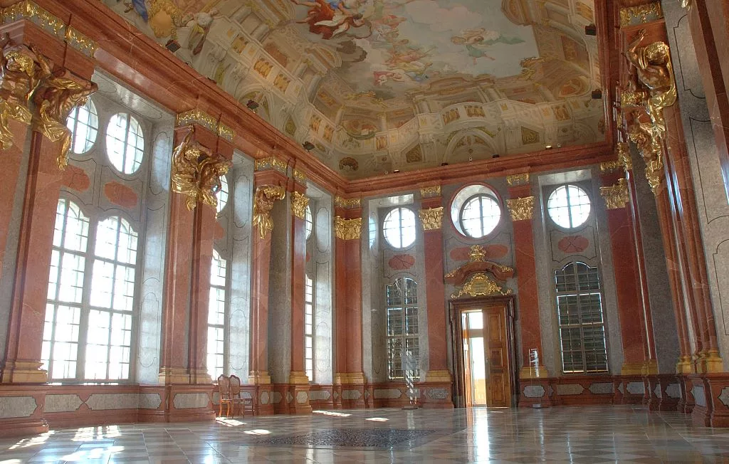 قصر بلفيدير فيينا في النمسا